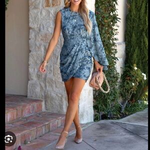 Vici Stand Out Cape Sleeve One Shoulder Dress